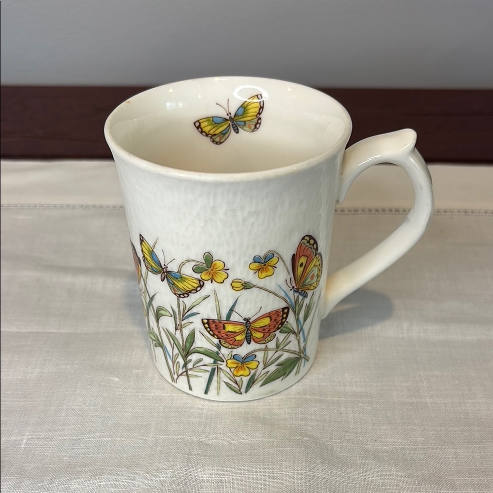 Otagiri Butterfly and Flowers Mug Japan Ivory Stone Coffee Tea Cup Mug